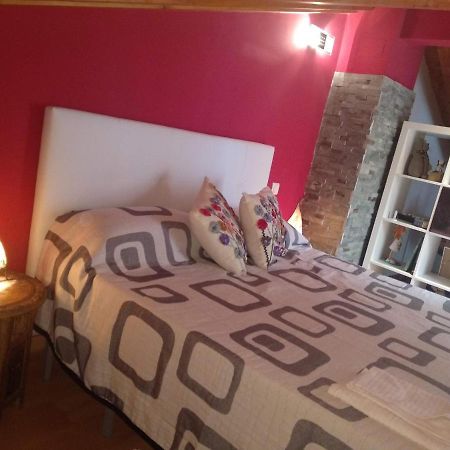 Agustina de Aragón Apartment Zaragoza Bagian luar foto