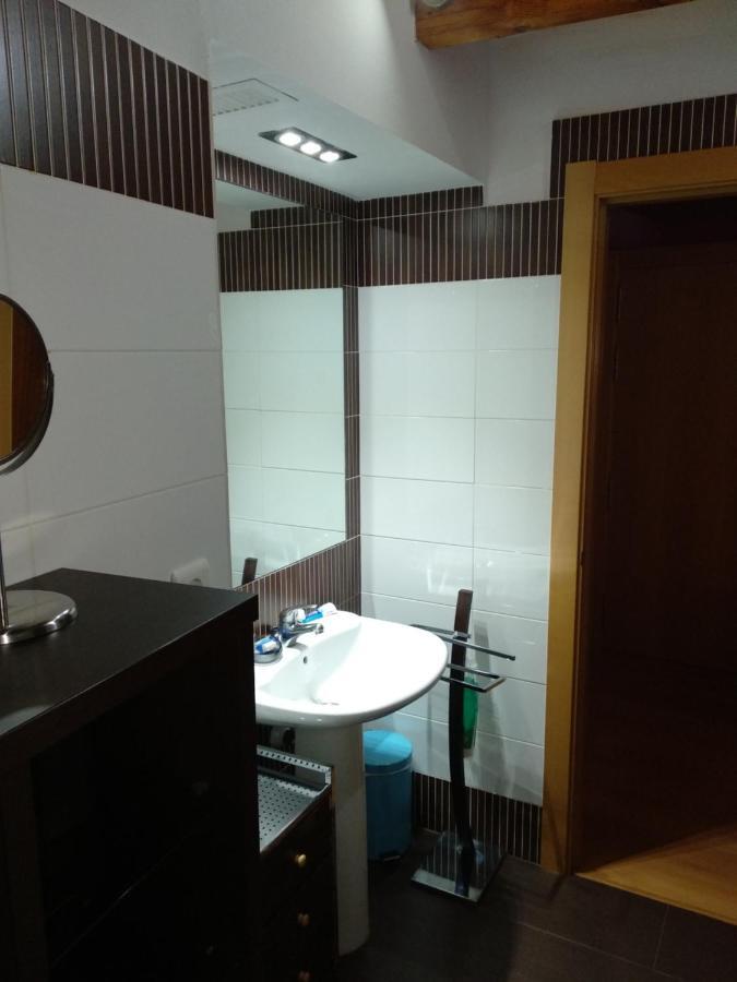 Agustina de Aragón Apartment Zaragoza Bagian luar foto