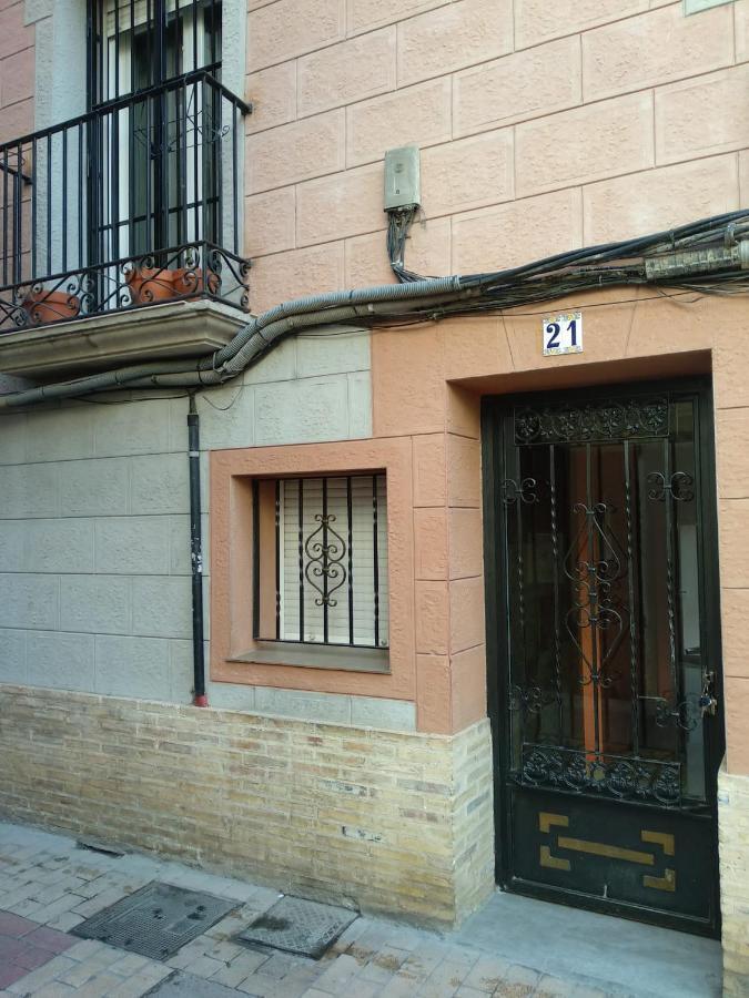 Agustina de Aragón Apartment Zaragoza Bagian luar foto