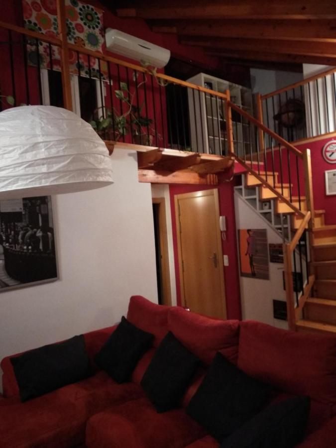 Agustina de Aragón Apartment Zaragoza Bagian luar foto